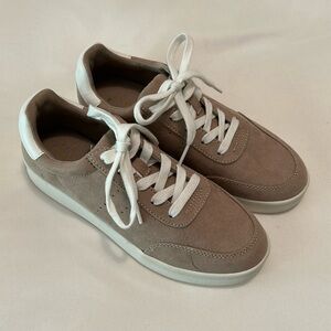 Women’s Sneakers - Brown/White - Size 7